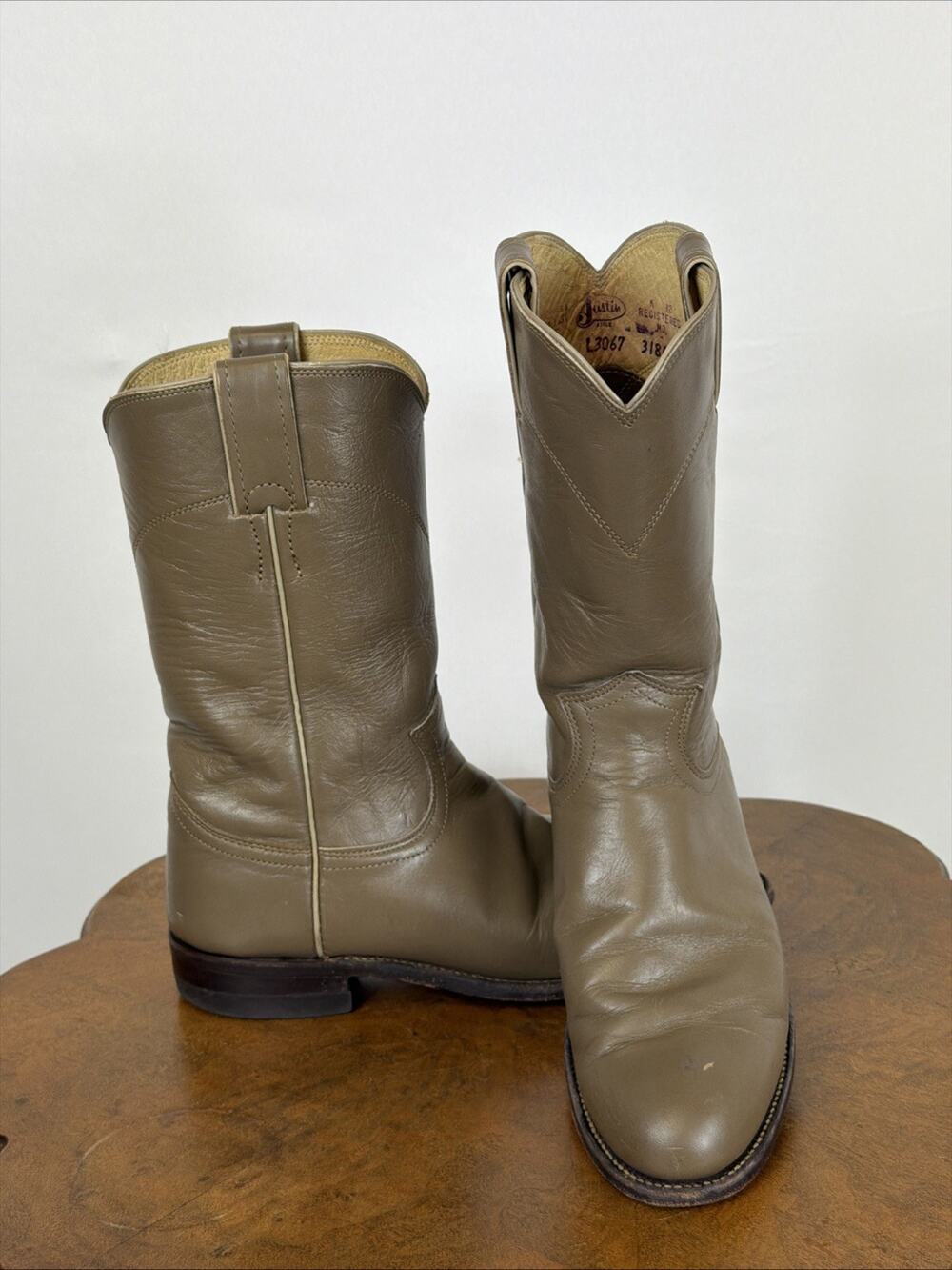 Vintage Justin Taupe Western Boots Women’s 6.5B — Made in USA